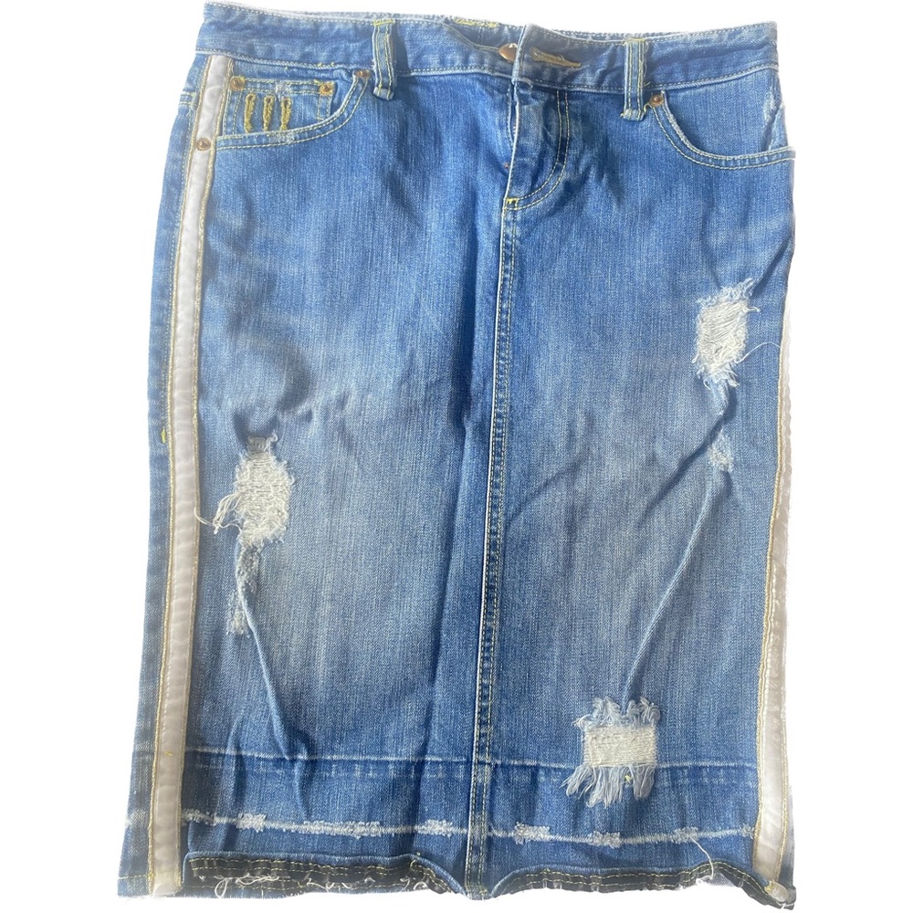 Amazing Armani Jean Skirt size 4 pre-owned